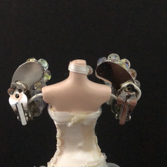 Vintage Crystal Aurora Borealis Clip Earrings Bridal Wedding - Picture 3 of 6